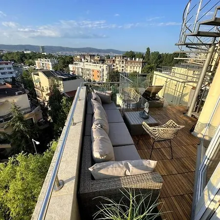 Topofthecity Rooftop Lägenhet Slăntjev Brjag
